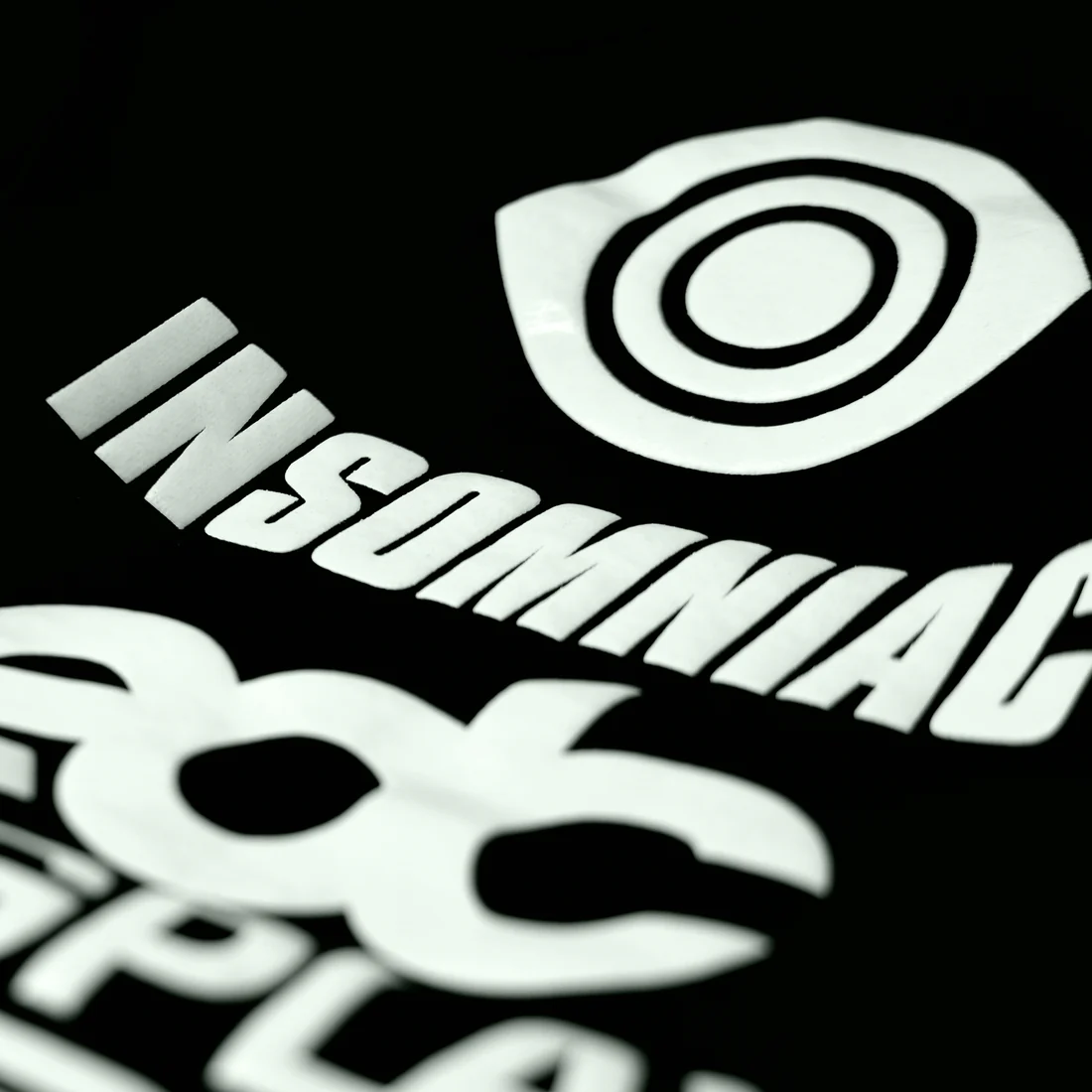 KANDI HEART GLOW HOODIE - PLUGPLAY™ RNBW EDC